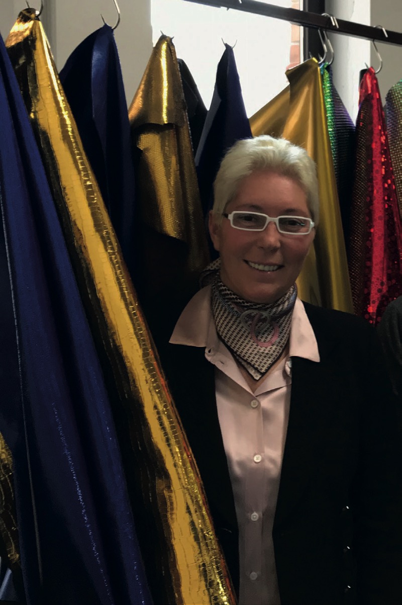 ></strong><br />
<strong>Gloria Gualtieri, titolare di ALPA</strong></p>
<h2>Alpa e Repico, leader mondiali nella chimica conciaria, presenti per la prima volta assieme al salone di Milano. ALPA produrrà gel igienizzante anche in confezione spray</h2>
<p><span id=